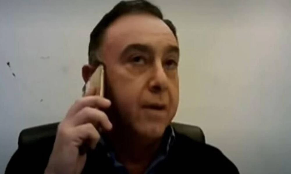 Χρήστος Κέλλας: Viral η αντίδρασή του on air για τον σεισμό των 5,9R στην Ελασσόνα – «Αμάν, αμάν»